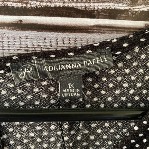 Adrianna Papell Women's Top Size 1X Black White Polka-Dot 3/4-Length Sleeves NWT - Picture 7 of 8